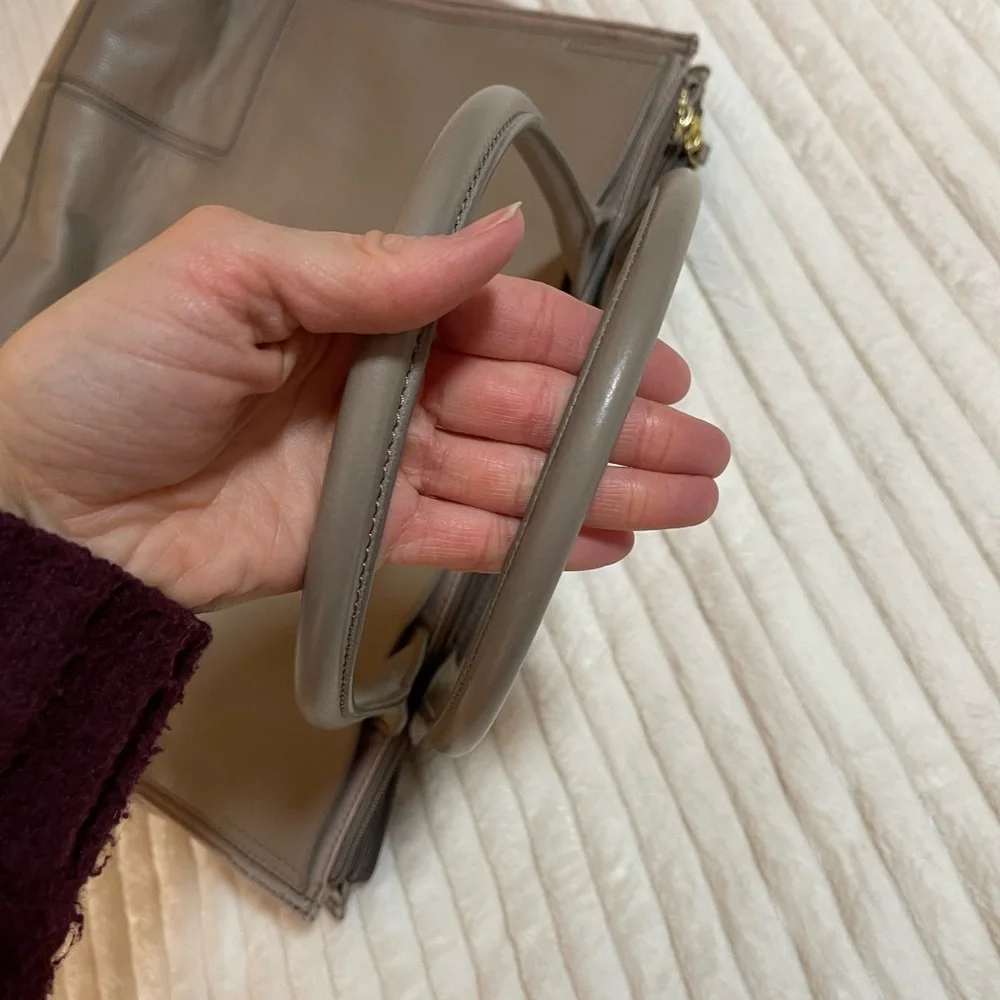MOVING SALE | Tory Burch | Taupe | Leather Ella Tote - Picture 11 of 17